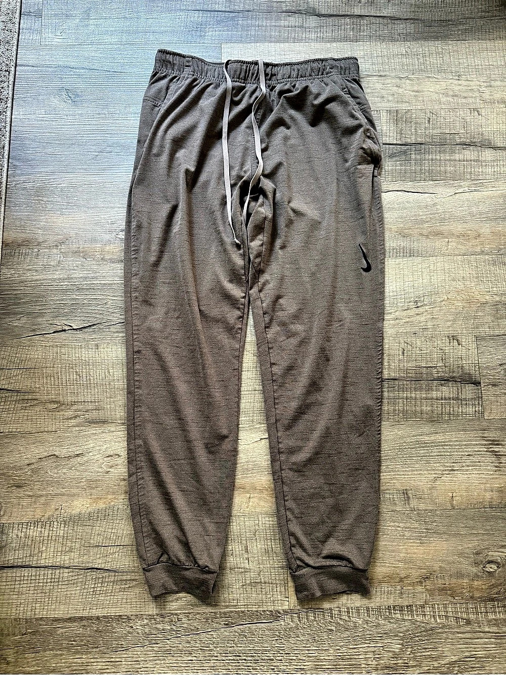 Nike Jogger Pants in Brown